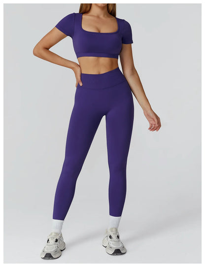 Apex Ritual – Seamless Quick-Dry Sportswear – Women's Square Neck Gym Crop Top & Long Sleeve