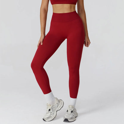Apex Ritual – Seamless Quick-Dry Sportswear – Women's Square Neck Gym Crop Top & Long Sleeve
