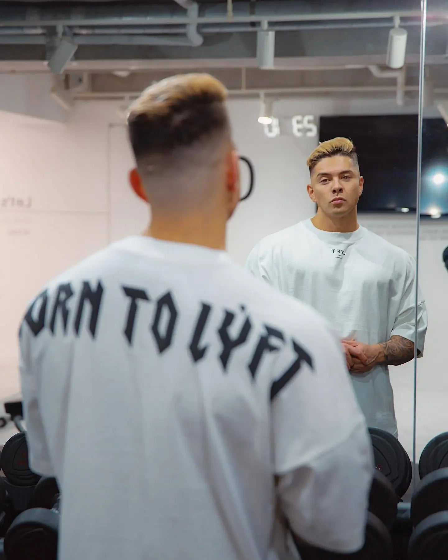 Apex Ritual – メンズ ゆったりフィット サマー スポーツ Tシャツ – フィットネス バスケットボール 半袖 韓国スタイル