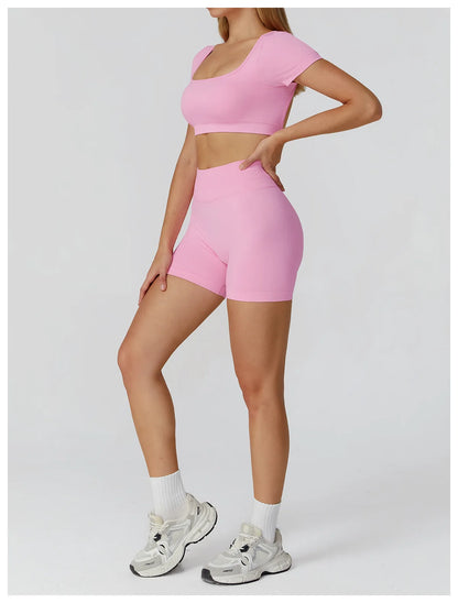 Apex Ritual – Seamless Quick-Dry Sportswear – Women's Square Neck Gym Crop Top & Long Sleeve