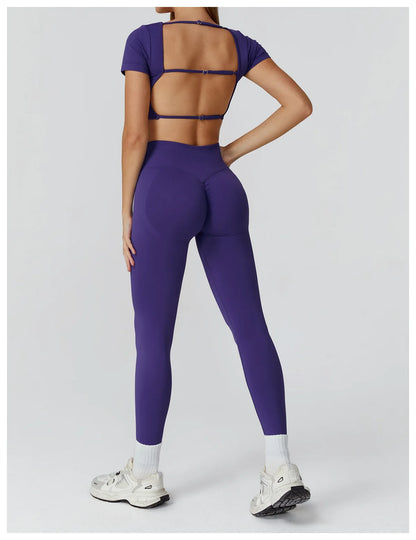Apex Ritual – Seamless Quick-Dry Sportswear – Women's Square Neck Gym Crop Top & Long Sleeve