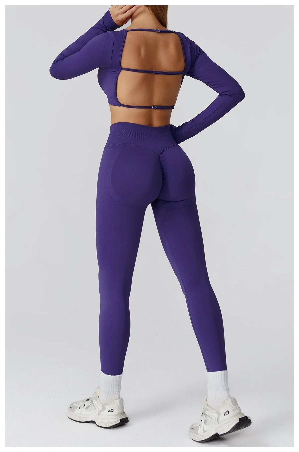 Apex Ritual – Seamless Quick-Dry Sportswear – Women's Square Neck Gym Crop Top & Long Sleeve