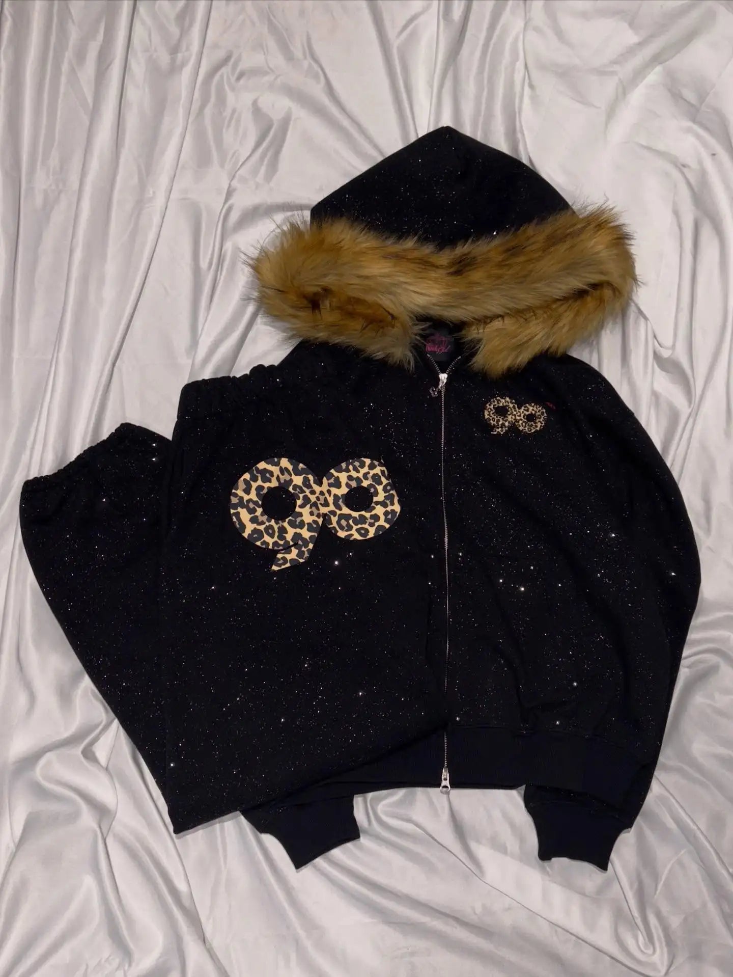 Apex Ritual – 90s Retro Fur Trim Hoodie & Pants Set – Y2K Aesthetic Leopard Print Rhinestone Joggers
