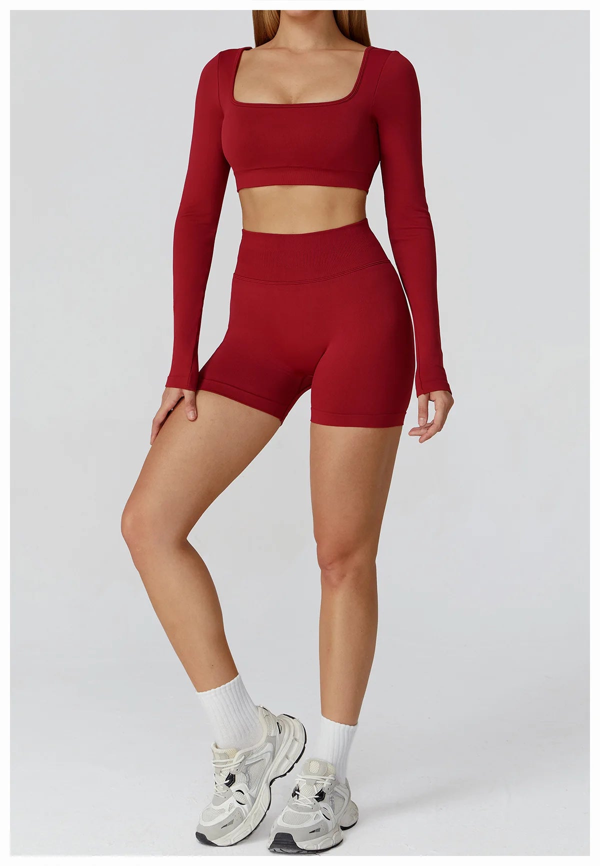 Apex Ritual – Seamless Quick-Dry Sportswear – Women's Square Neck Gym Crop Top & Long Sleeve